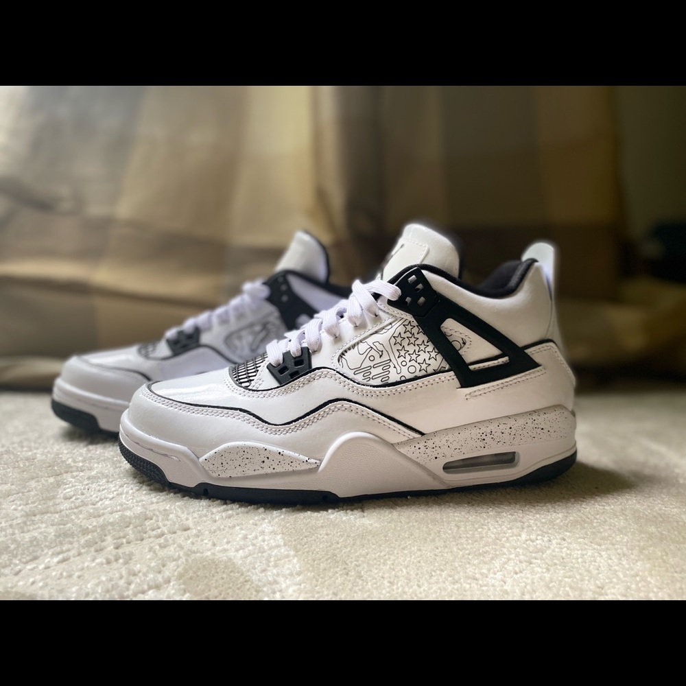 Air Jordan 4 Retro